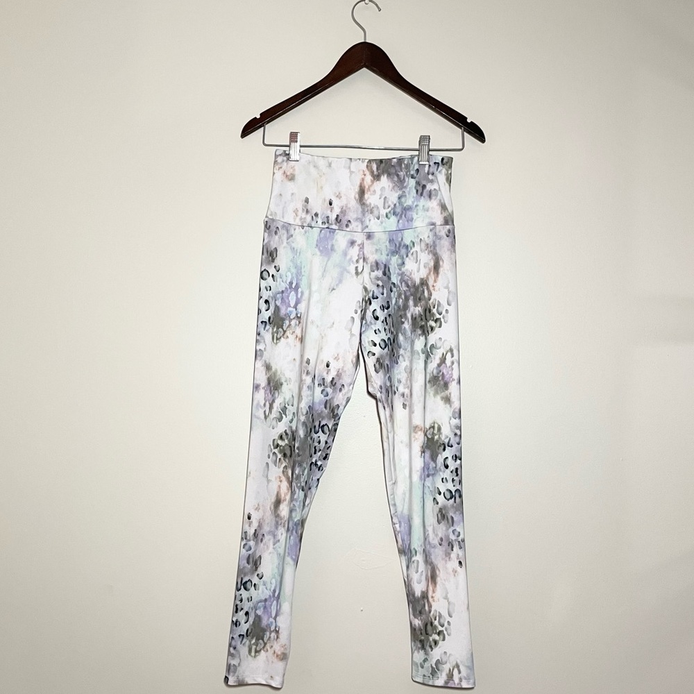 Final! Onzie Animal High Basic Midi Legging in Animal Quartz
